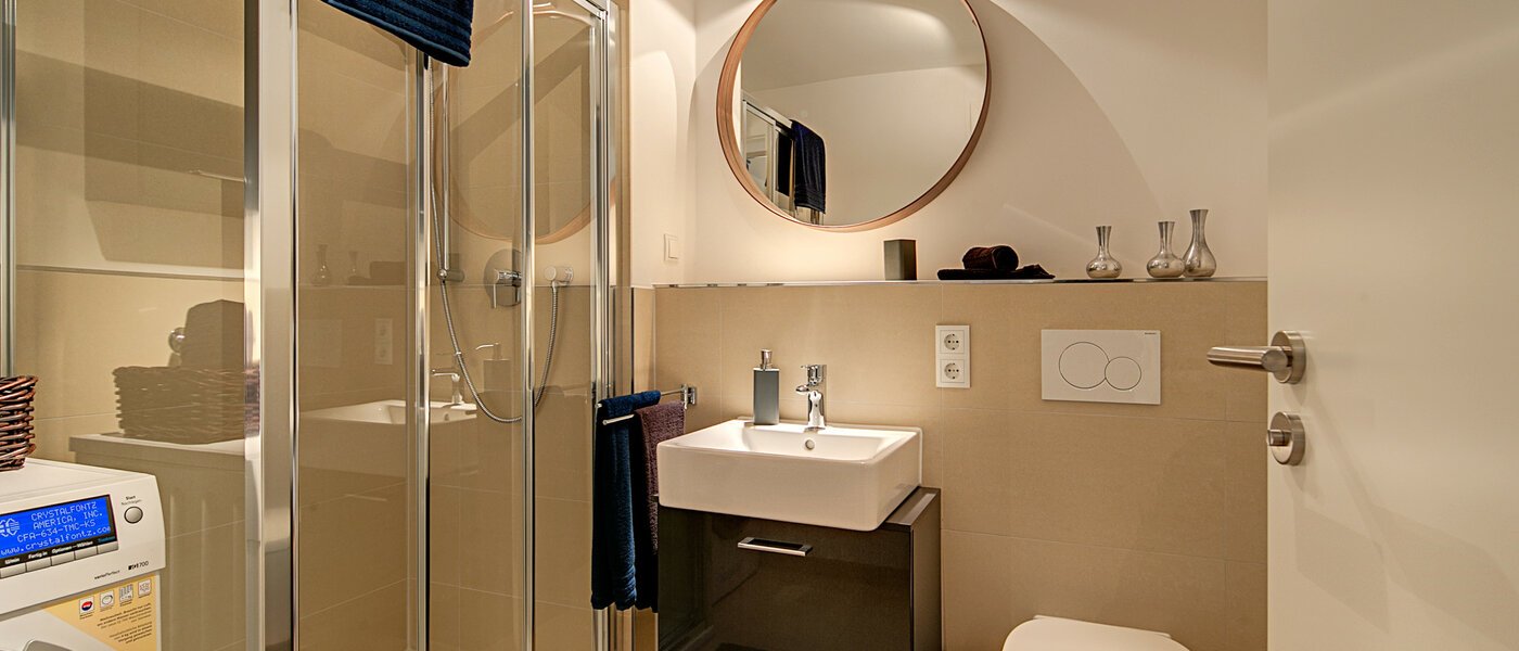 Wohnung München Bogenhausen 01 Badezimmer 8432