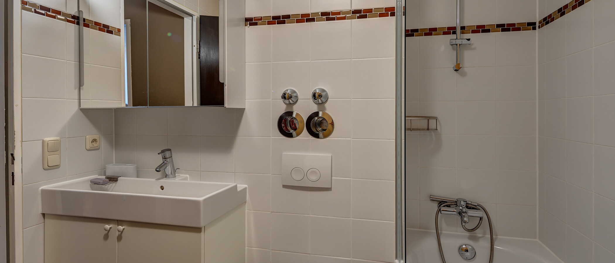 Wohnung München Haidhausen 02 Badezimmer 8463