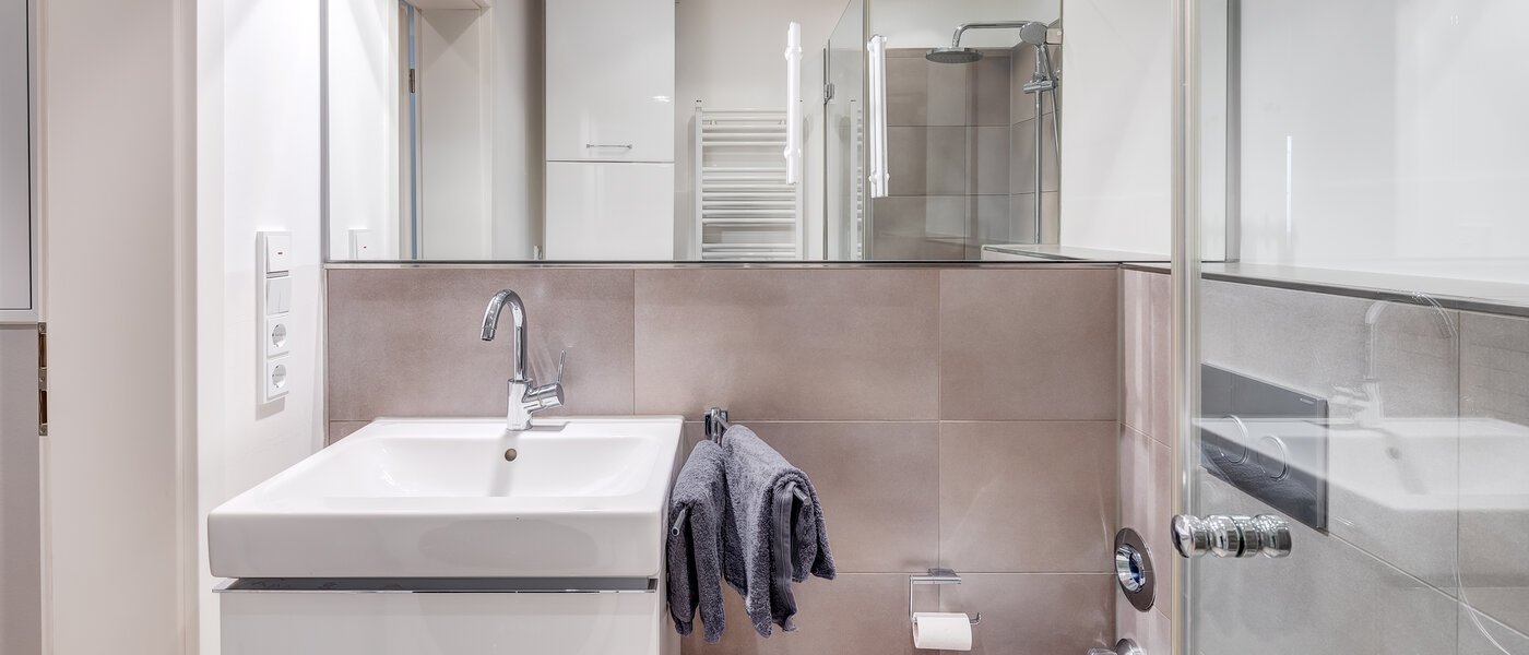 Wohnung München Maxvorstadt - Museumsviertel 01 Badezimmer 8504