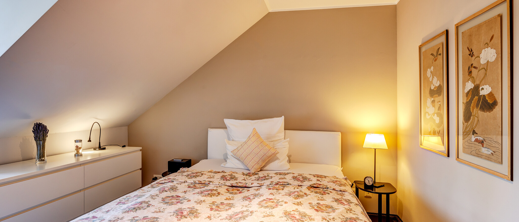 Dachgeschosswohnung München Denning 01 Schlafzimmer 8585