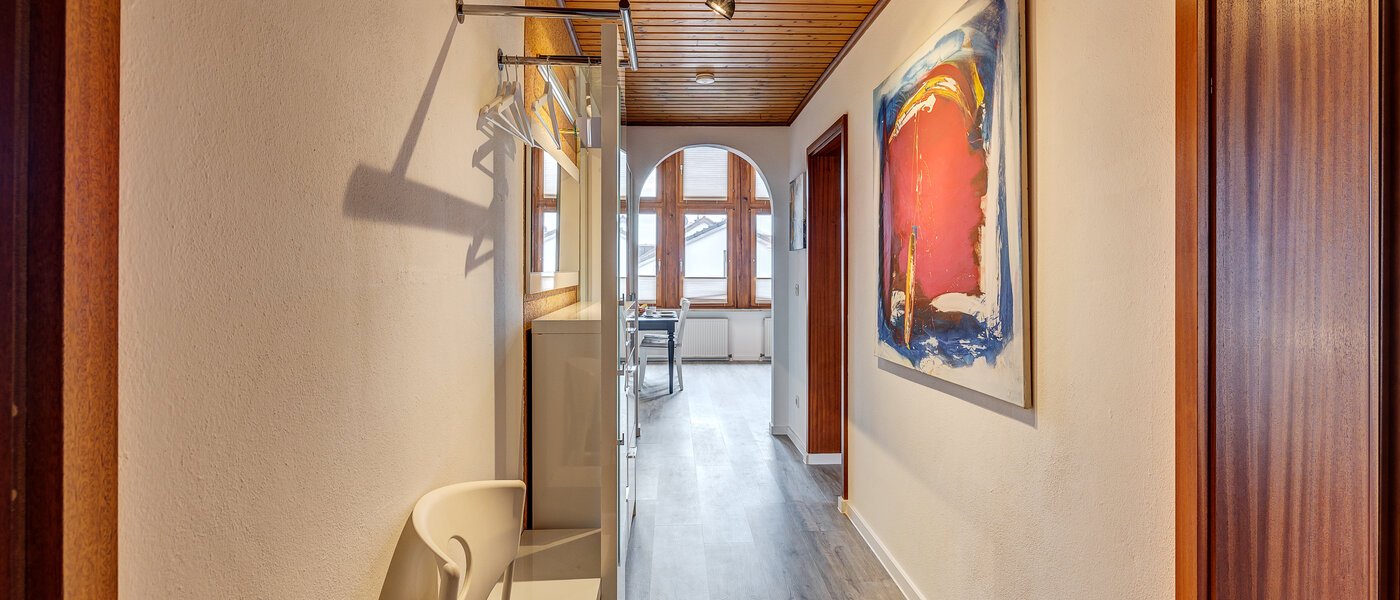 Dachgeschosswohnung München Berg am Laim 02 Flur/Gang 8602