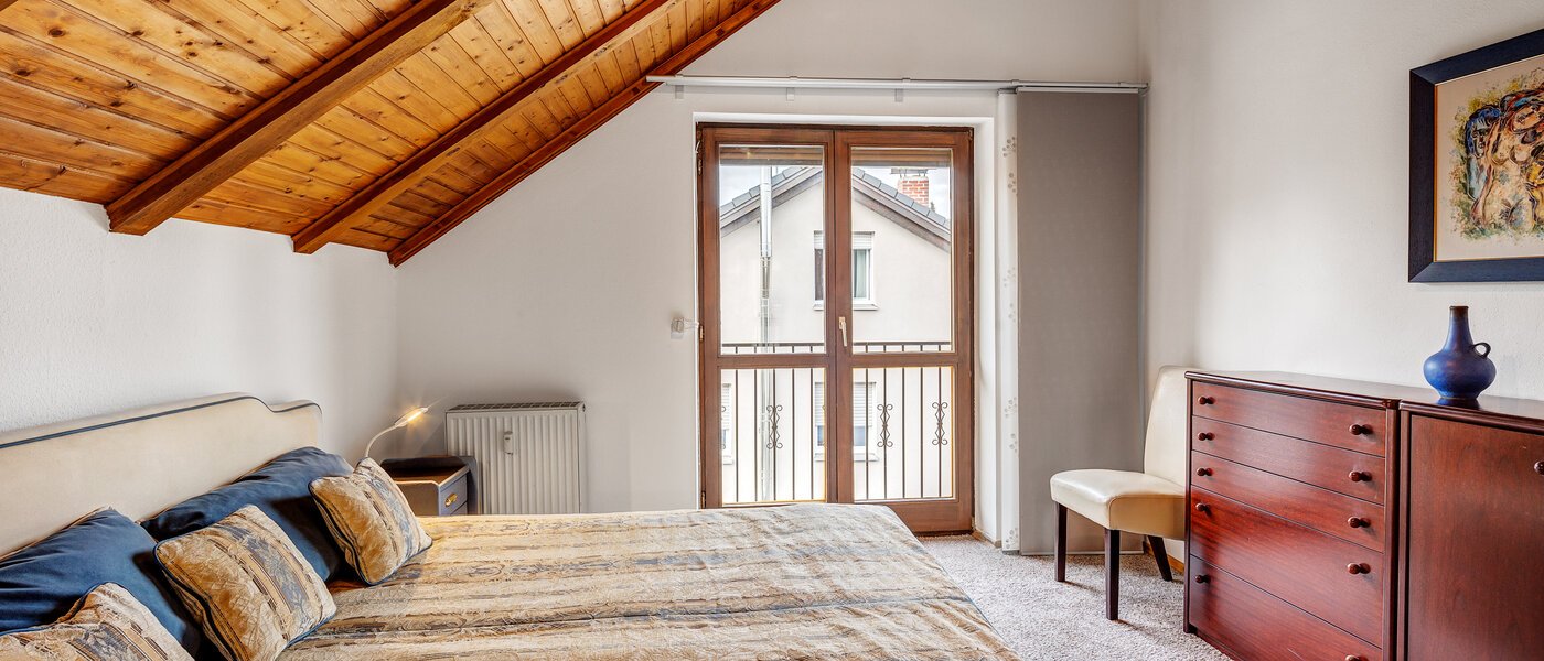 Dachgeschosswohnung München Berg am Laim 02 Schlafzimmer 8602