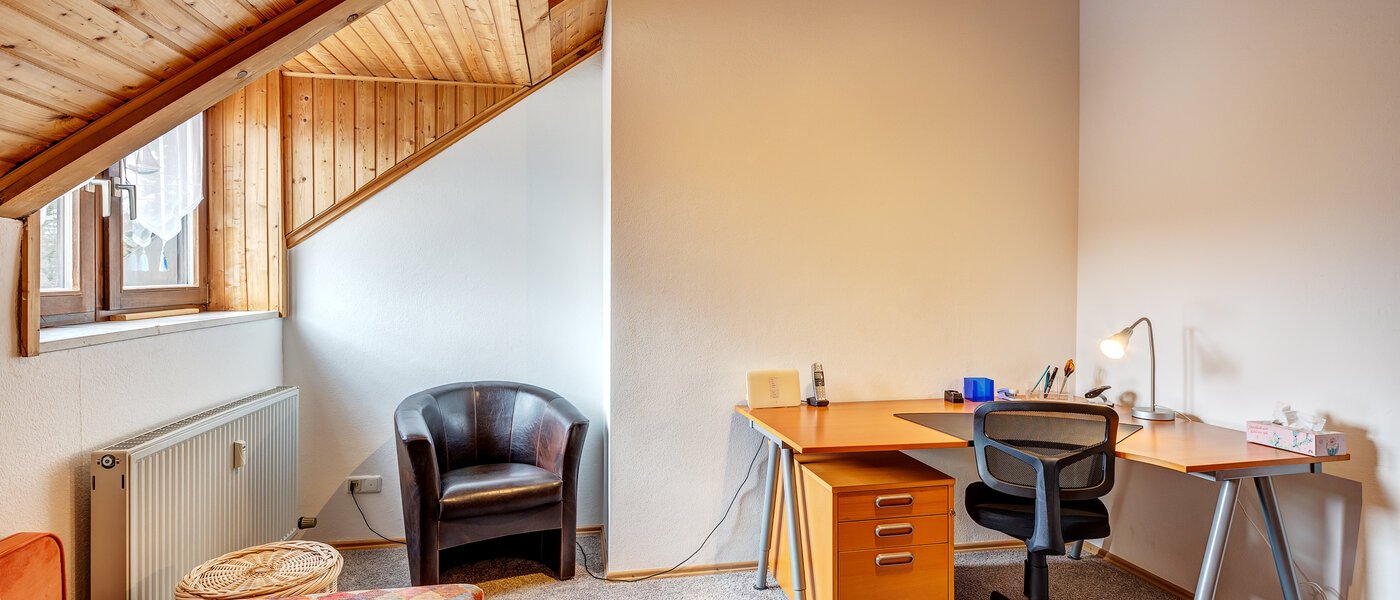Dachgeschosswohnung München Berg am Laim 03 Arbeits-/Gästezimmer 8602