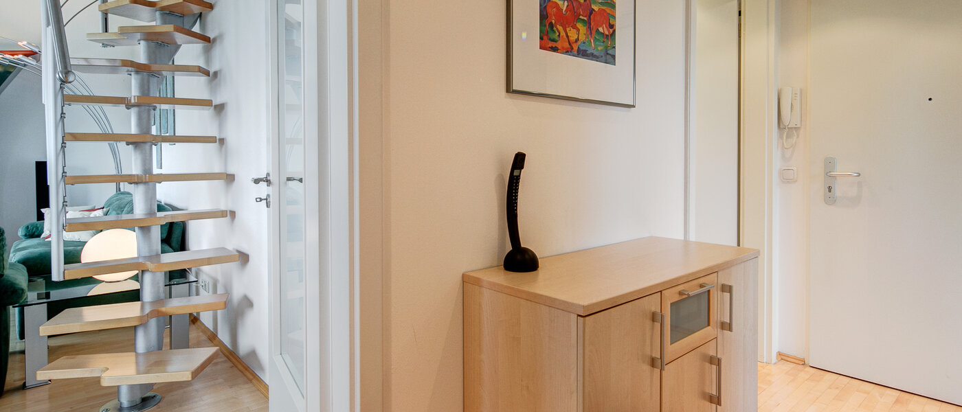 Galeriewohnung München Moosach 03 Flur/Gang 8607