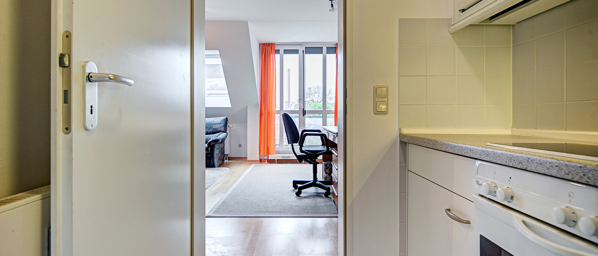 Dachgeschosswohnung München Moosach 03 Küche 8631