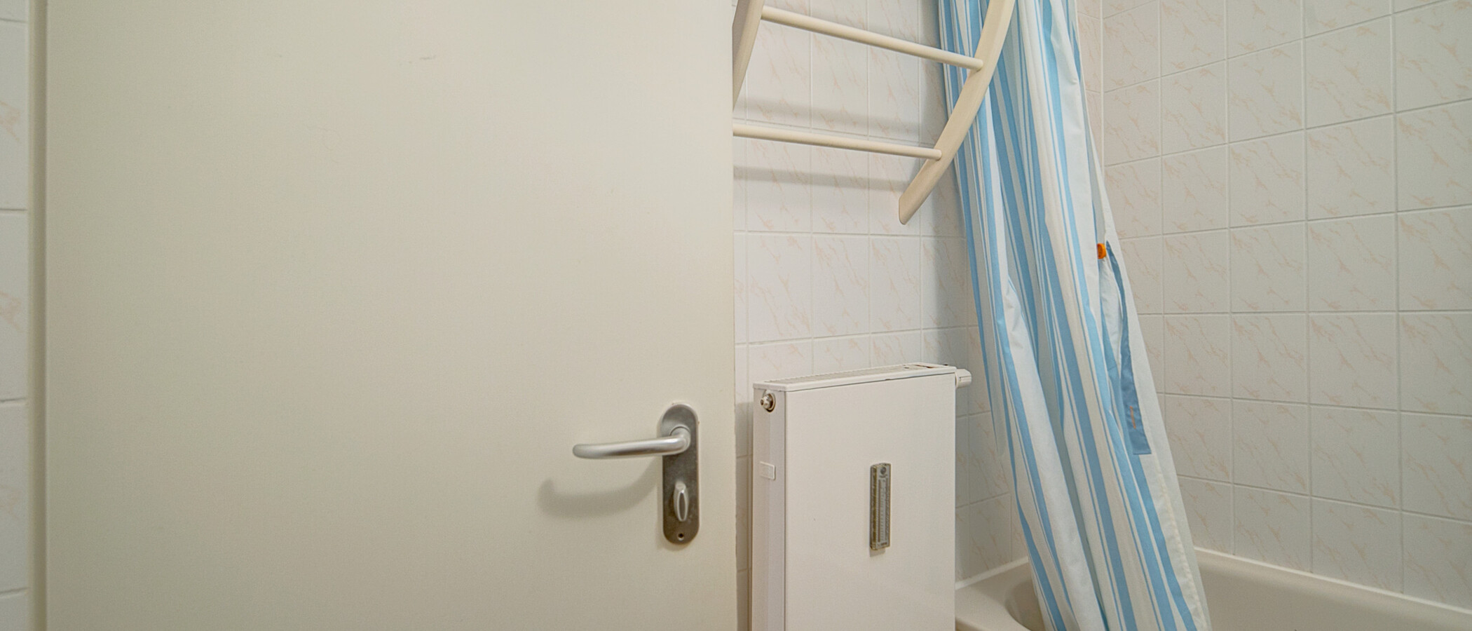 Dachgeschosswohnung München Moosach 03 Badezimmer 8631