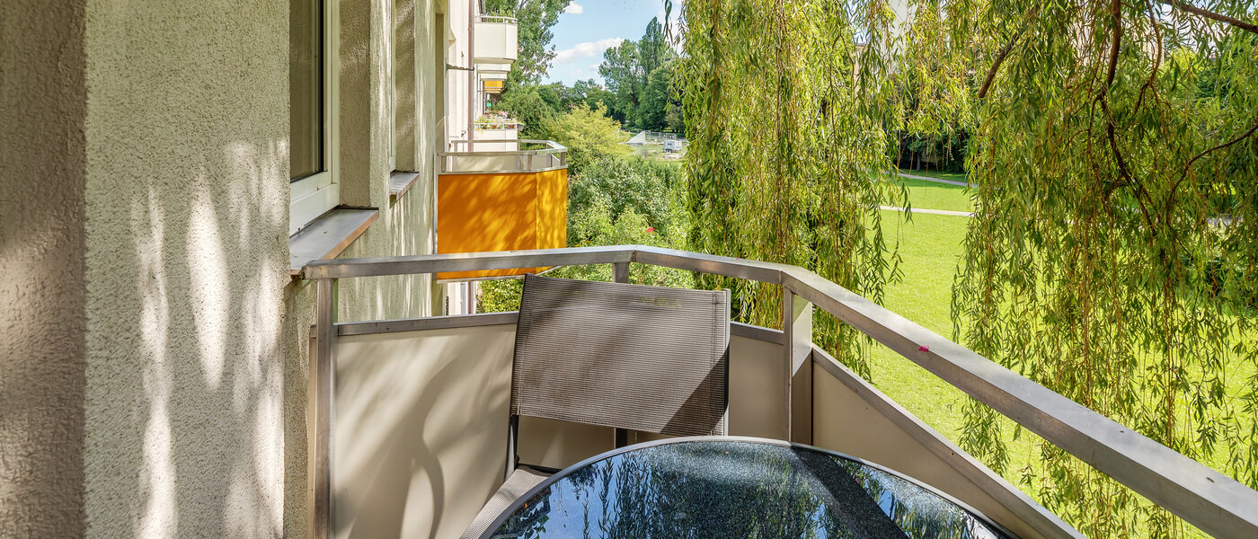 Wohnung München Parkstadt Bogenhausen 02 Balkon 8635