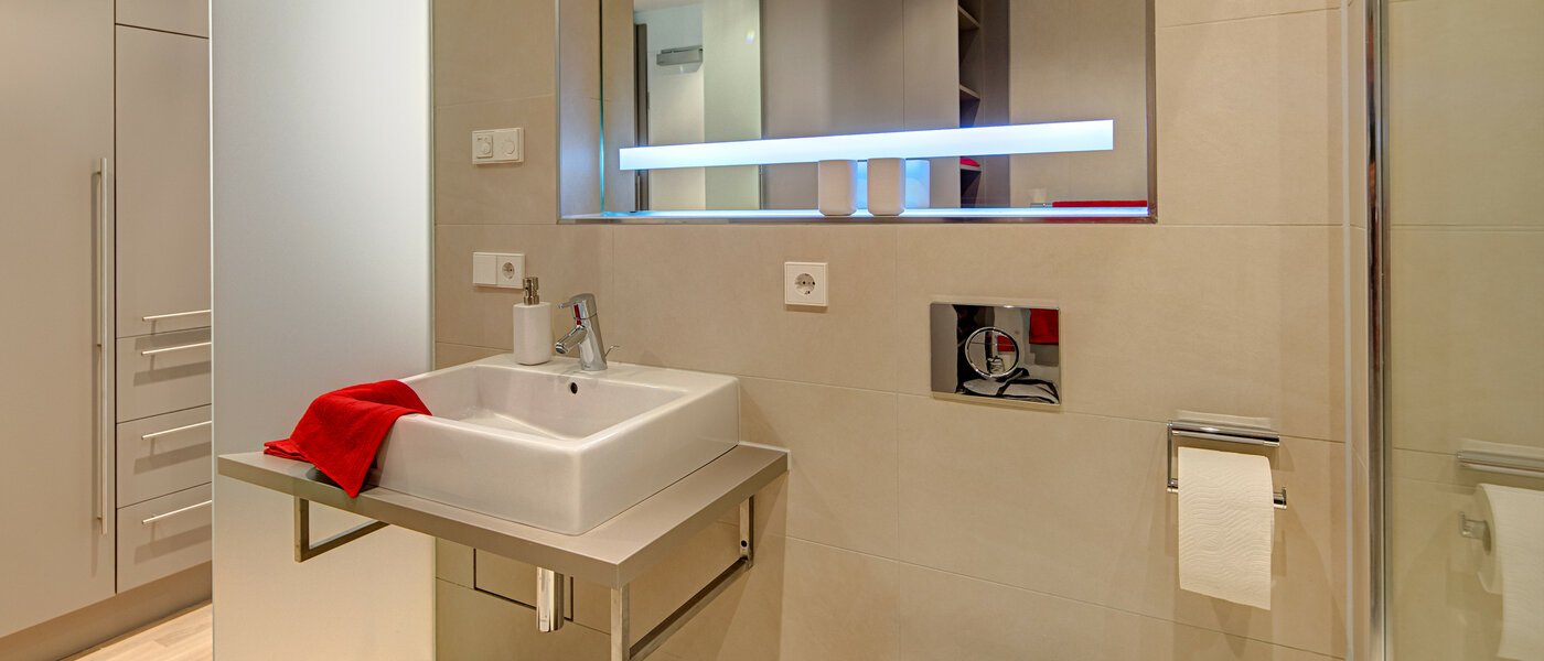 Apartment München Bogenhausen 03 Badezimmer 8661