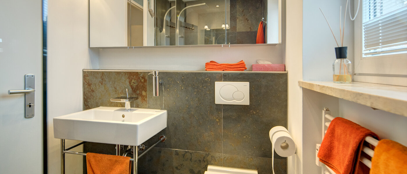 Wohnung München Schwabing-West (rund um den Hohenzollernplatz) 01 Badezimmer 8662