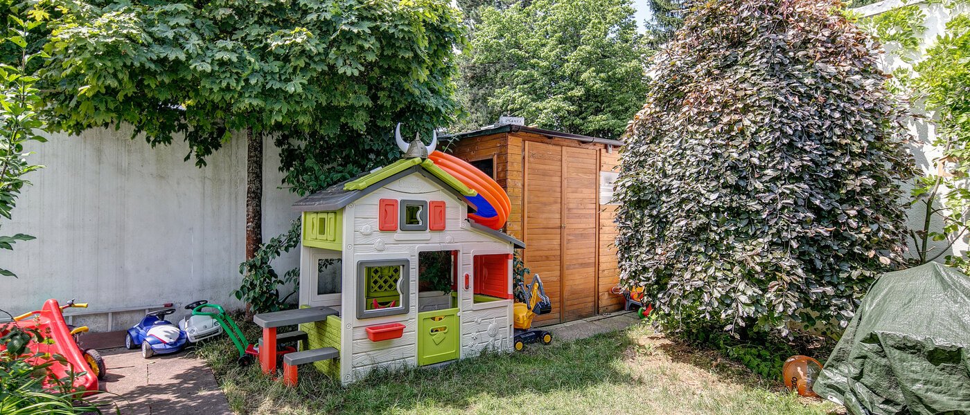 Haus München Waldtrudering 02 Garten 8754