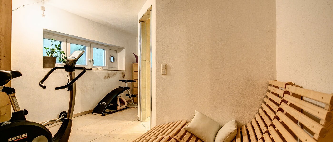 Haus München Waldtrudering 01 Fitness 8754