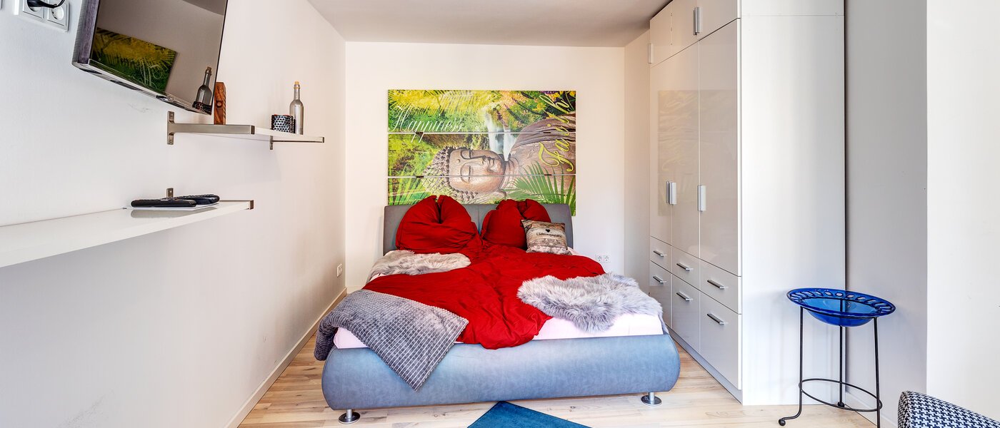 Apartment München Au-Haidhausen 01 Schlafbereich 8758