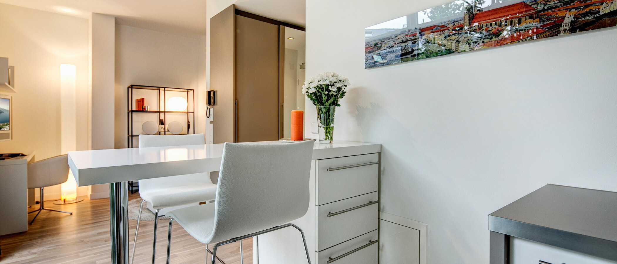 Apartment München Bogenhausen 03 Küche 8773