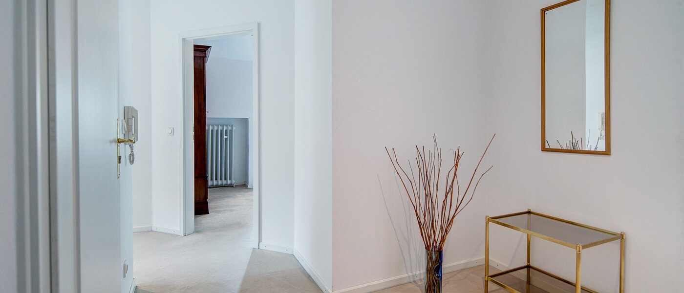 Dachgeschosswohnung München Solln 03 Flur/Gang 8785