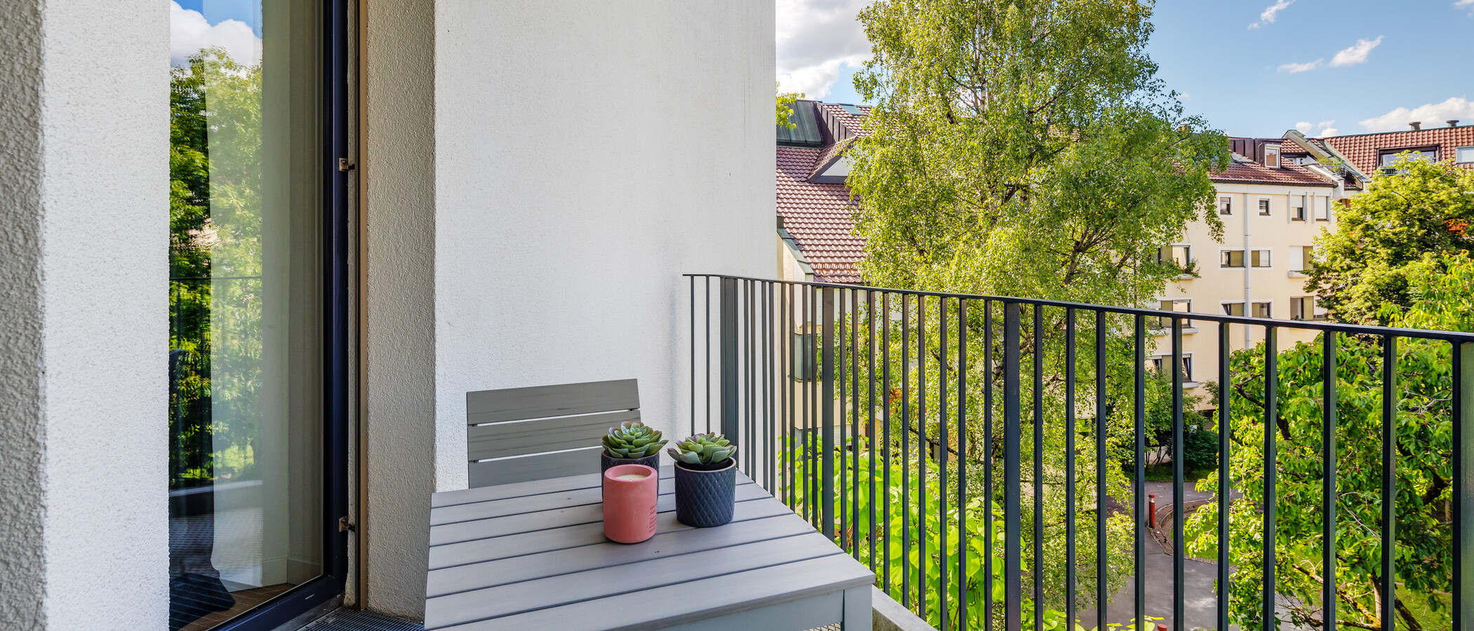 Wohnung München Bogenhausen 01 Balkon 8796
