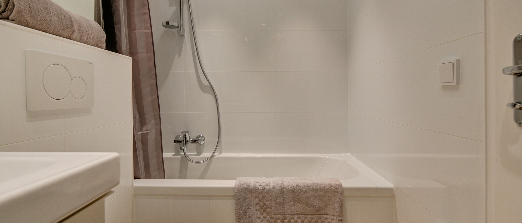 Wohnung München Thalkirchen 01 Badezimmer 8820