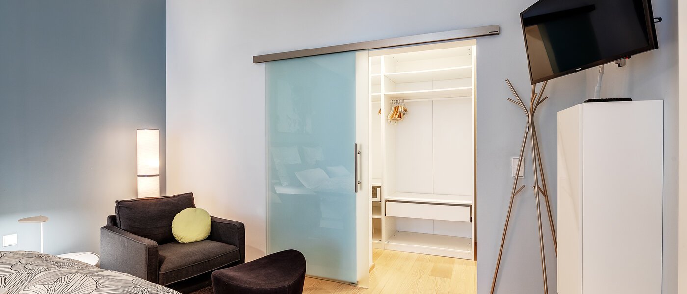 Wohnung München Schwabing 01 Ankleide 8837