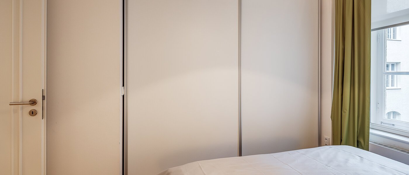 Wohnung München Schwabing 03 2. Schlafzimmer	 8837