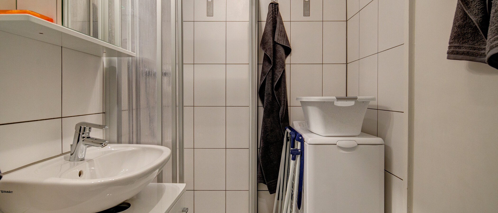Apartment München Oberföhring 01 Badezimmer 8865
