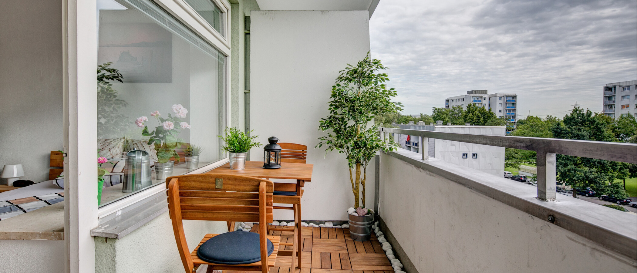 Apartment München Oberföhring 01 Balkon 8865