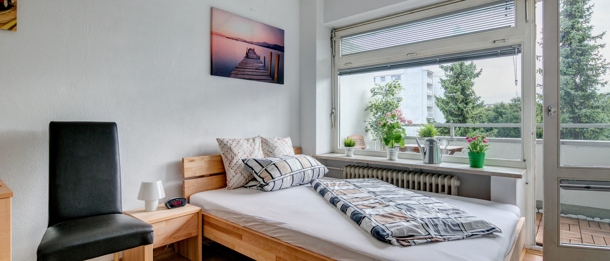 Apartment München Oberföhring 01 Schlafen 8865