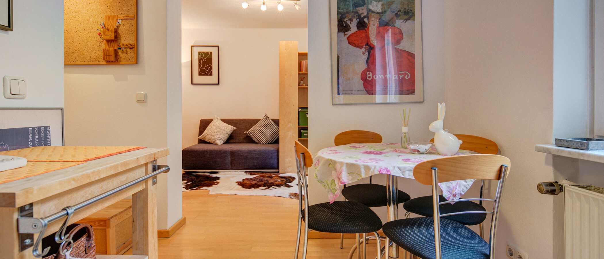 Apartment München Schwabing-Nord (zw. Leopoldstraße & Englischen Garten) 03 Küche 8870
