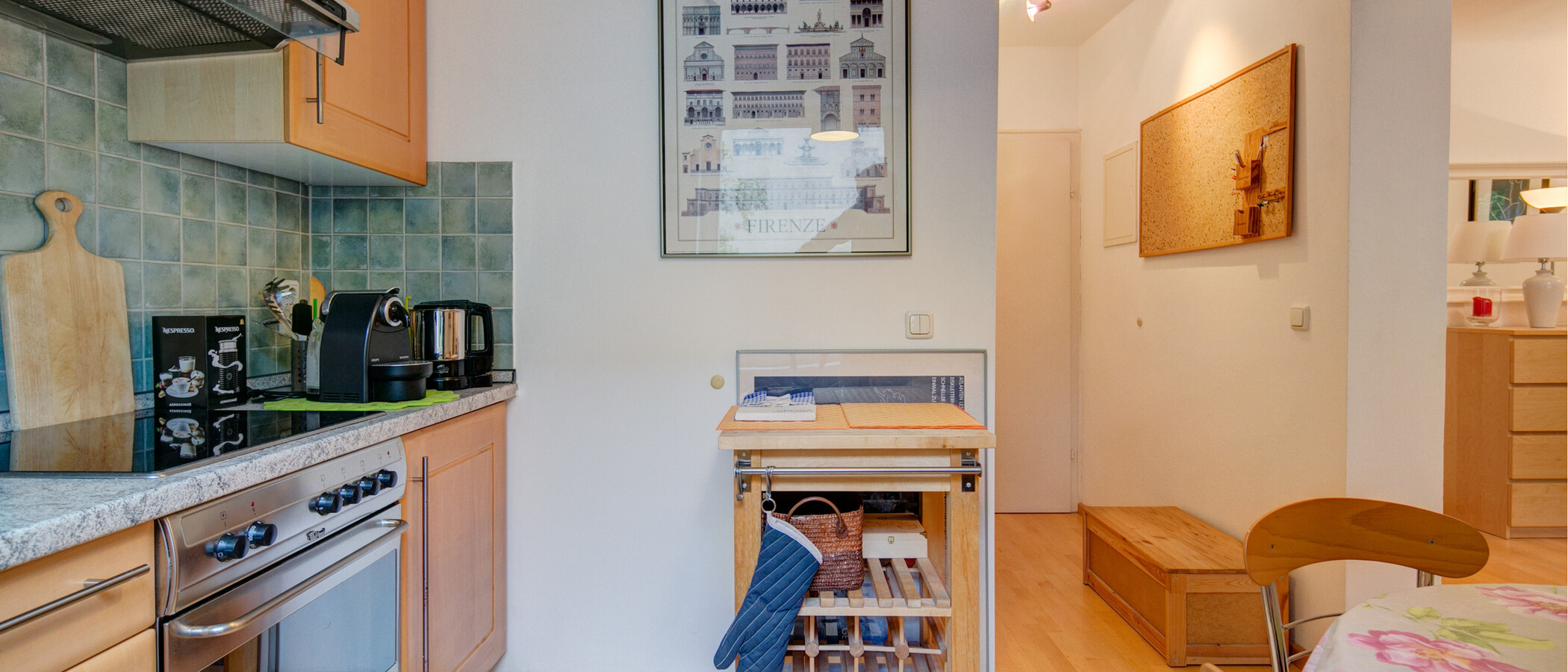 Apartment München Schwabing-Nord (zw. Leopoldstraße & Englischen Garten) 04 Küche 8870