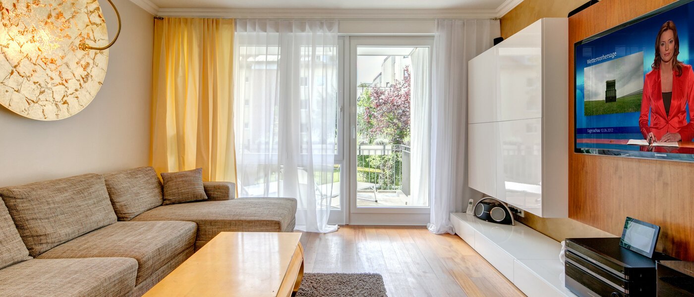 Wohnung München Schwabing-Nord (zw. Belgrad- & Leopoldstraße) 04 Wohnbereich 8881