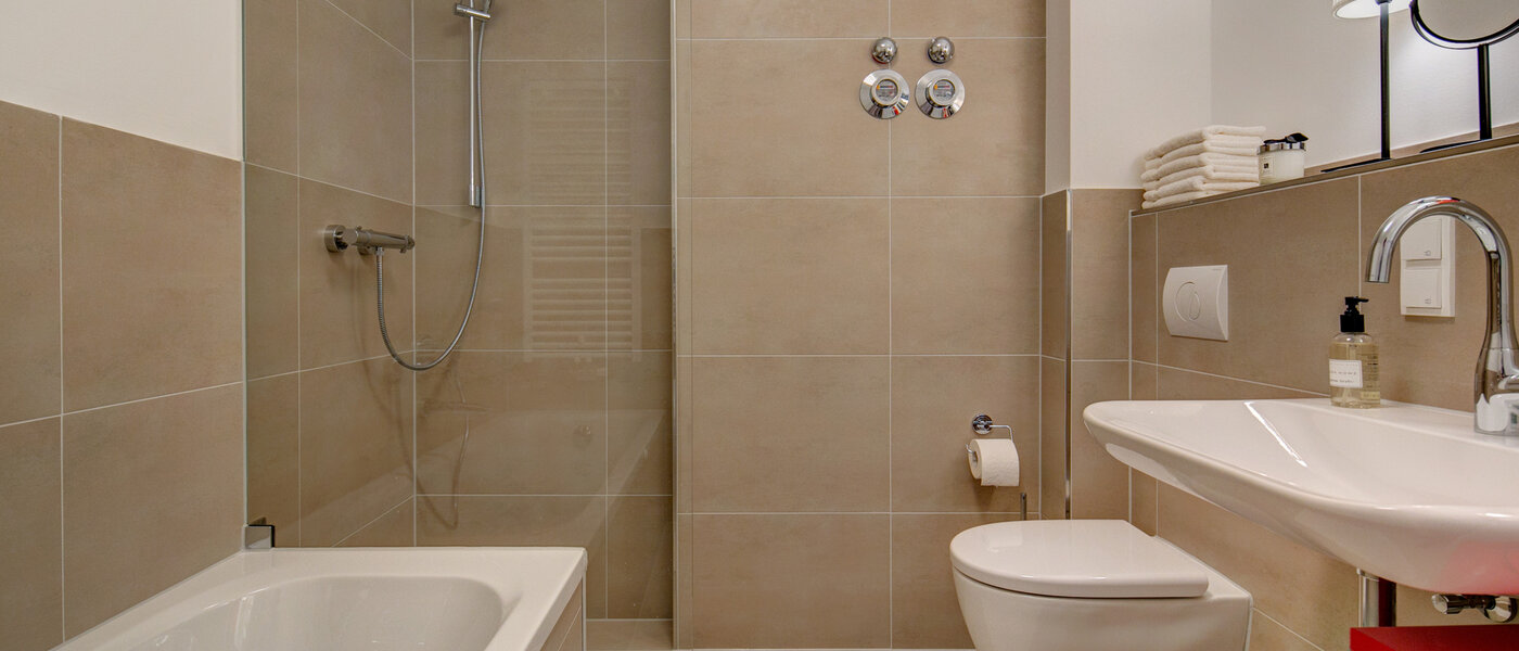 Wohnung München Maxvorstadt 01 Badezimmer 8910