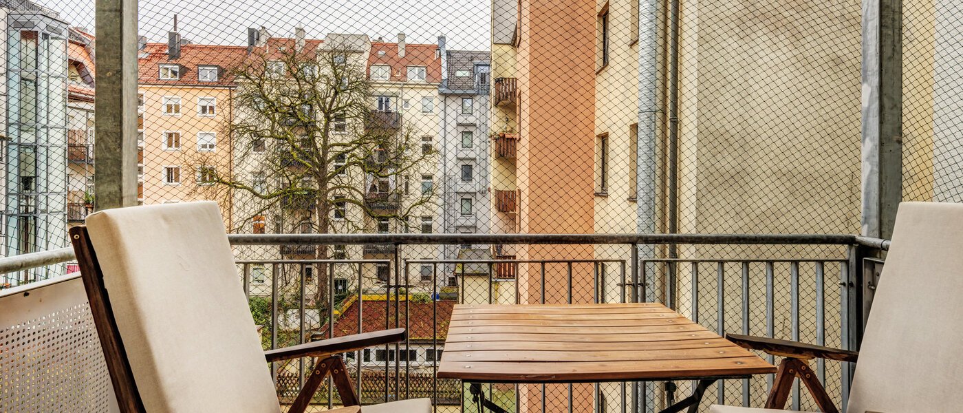 Wohnung München Maxvorstadt - Rund um den Josephplatz 01 Balkon 8953