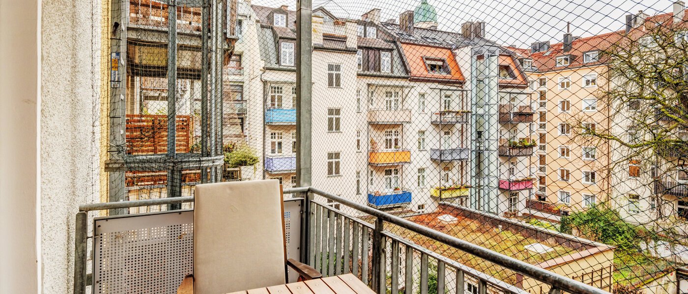 Wohnung München Maxvorstadt - Rund um den Josephplatz 02 Balkon 8953