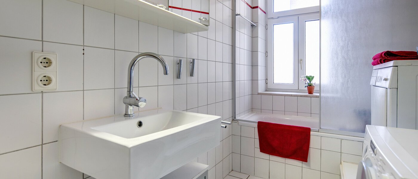 Wohnung München Giesing 02 Badezimmer 9015