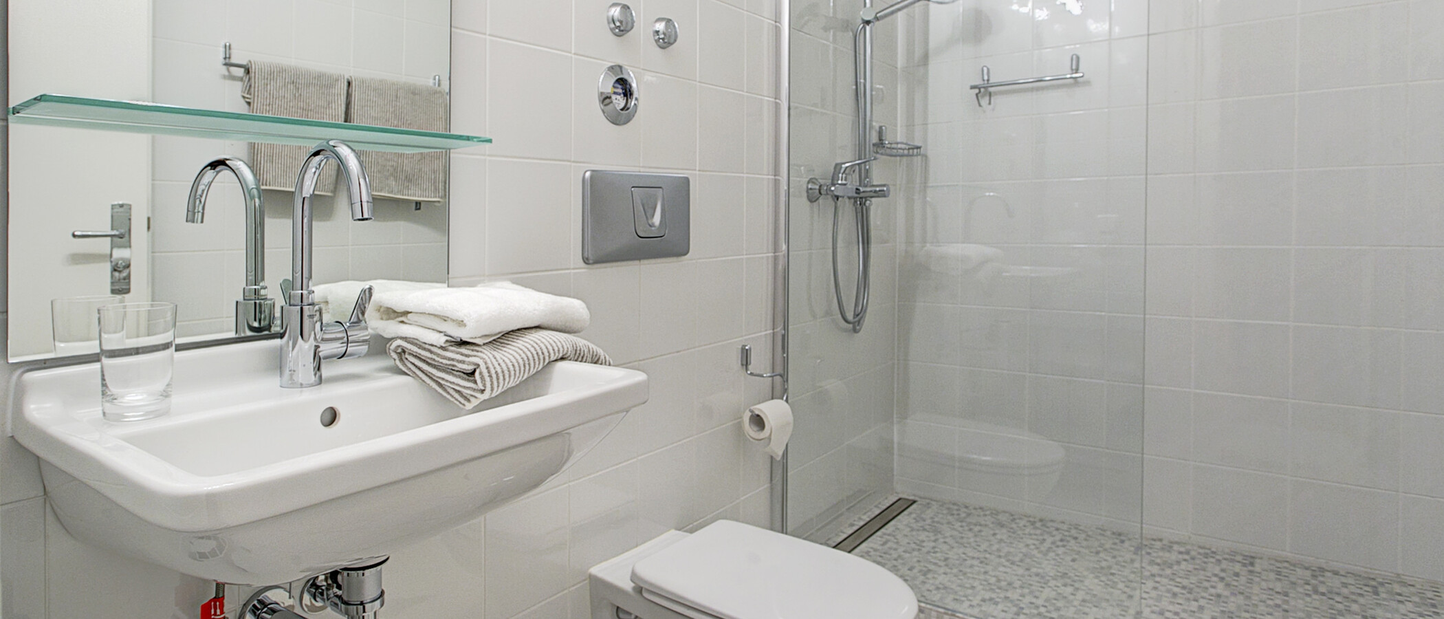 Dachterrassenwohnung München Arabellapark 02 2. Badezimmer 9024