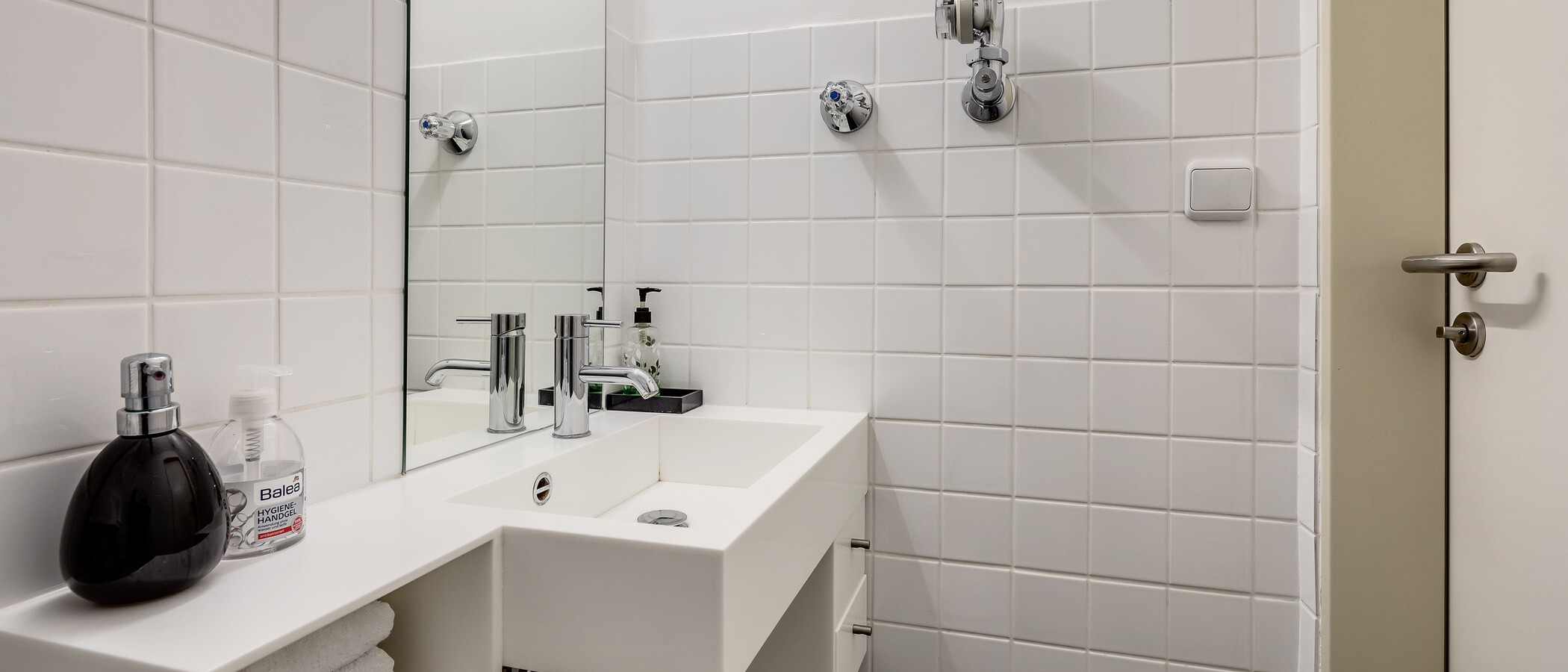 Wohnung München Nymphenburg-Gern 01 Gäste-WC 9046