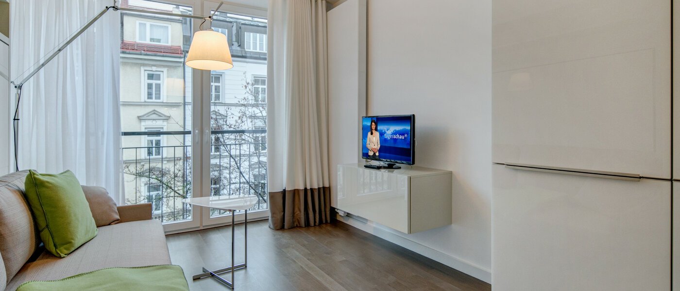 Apartment München Schwabing-Nord (zw. Leopoldstraße & Englischen Garten) 04 Wohnen 9075