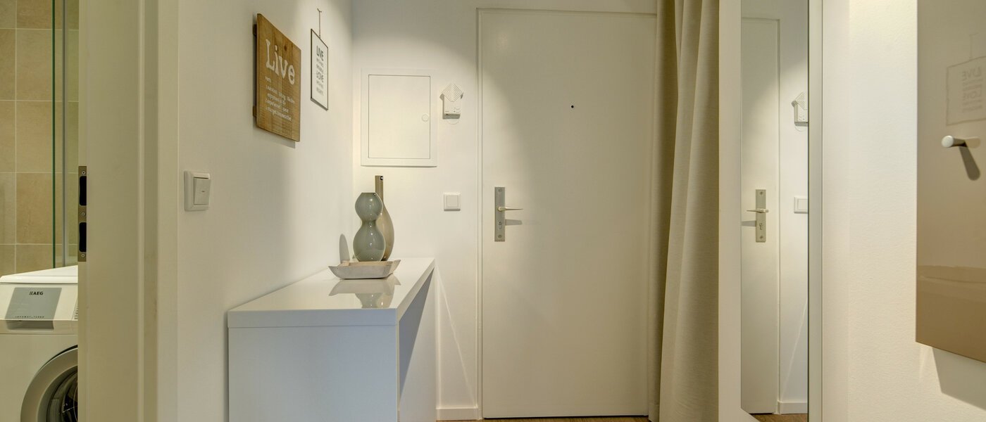 Wohnung München Maxvorstadt - Universitätsviertel 01 Flur/Gang 9083