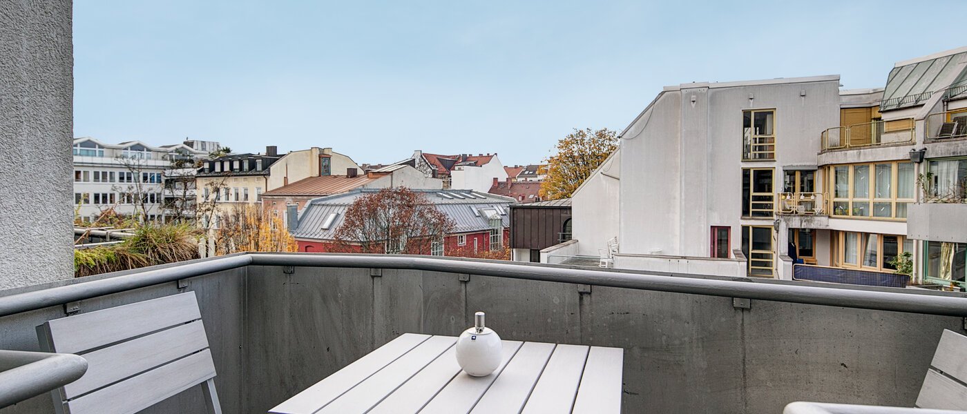 Wohnung München Maxvorstadt - Universitätsviertel 01 Balkon 9083