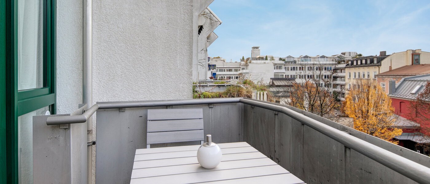 Wohnung München Maxvorstadt - Universitätsviertel 03 Balkon 9083