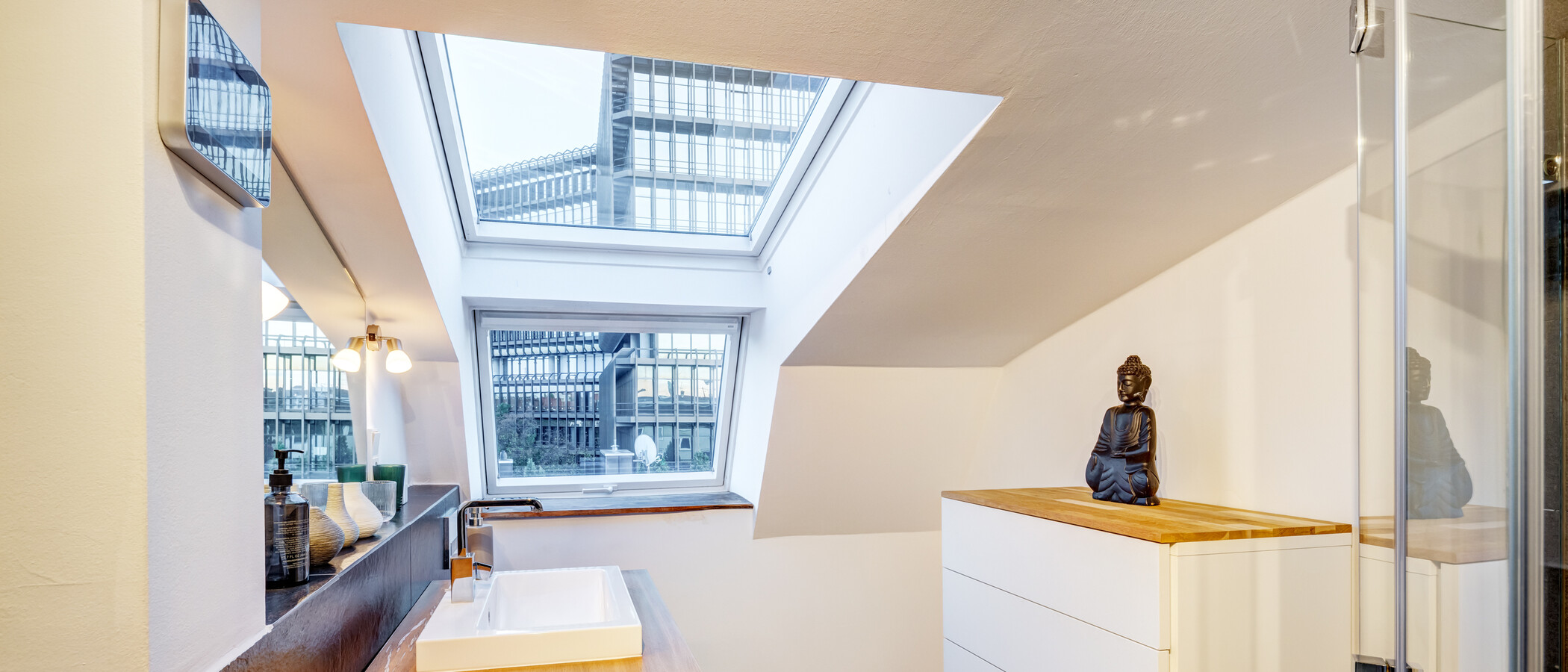 Dachterrassenwohnung München Gärtnerplatzviertel 01 Badezimmer 9135