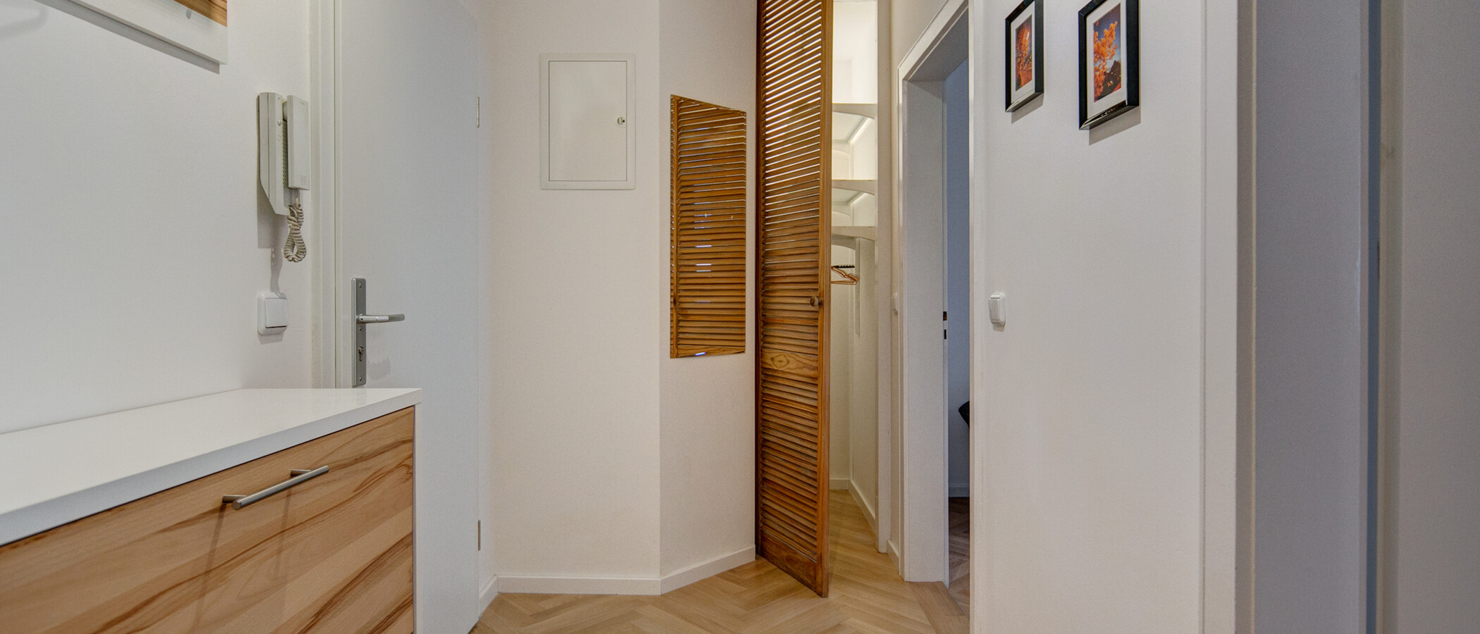 Wohnung München Glockenbachviertel 01 Flur/Gang 9181