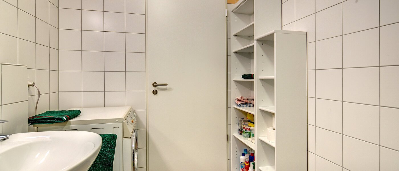 Dachterrassenwohnung München Nymphenburg 03 Badezimmer 9208