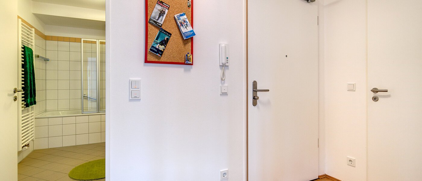 Dachterrassenwohnung München Nymphenburg 01 Flur/Gang 9208