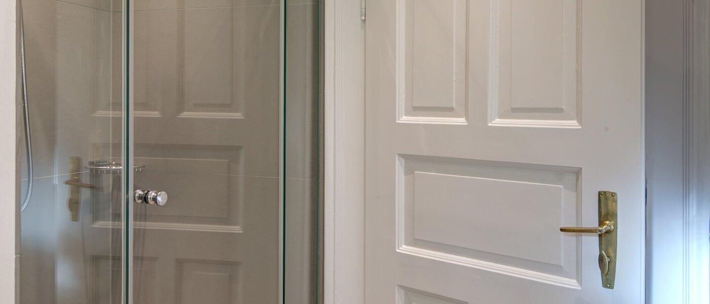 Wohnung München Maxvorstadt - Rund um den Josephplatz 02 2. Badezimmer 926