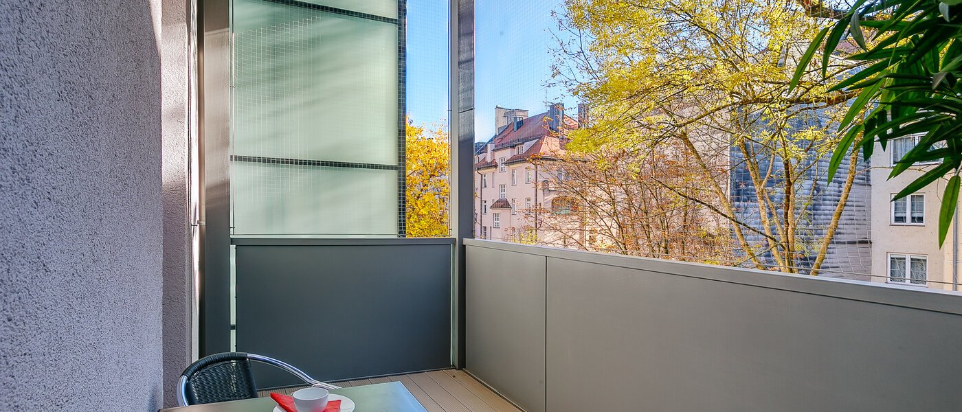 Wohnung München Maxvorstadt - Rund um den Josephplatz 02 Balkon 926