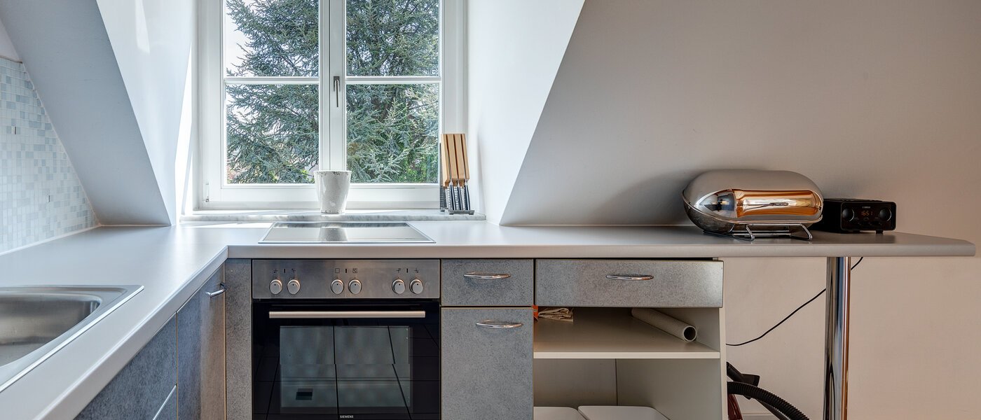 Dachterrassenwohnung München Bogenhausen 02 Küche 9274