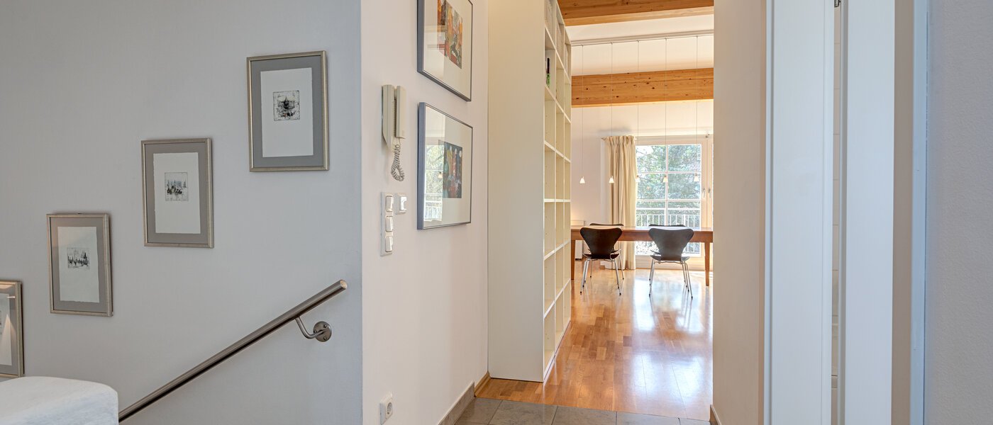 Dachterrassenwohnung München Bogenhausen 01 Flur/Gang 9274