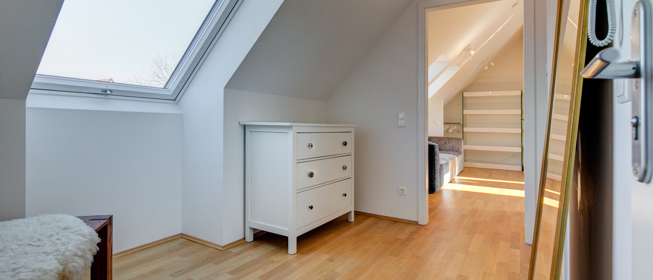 Dachgeschosswohnung München Obermenzing 02 Flur/Gang 9287
