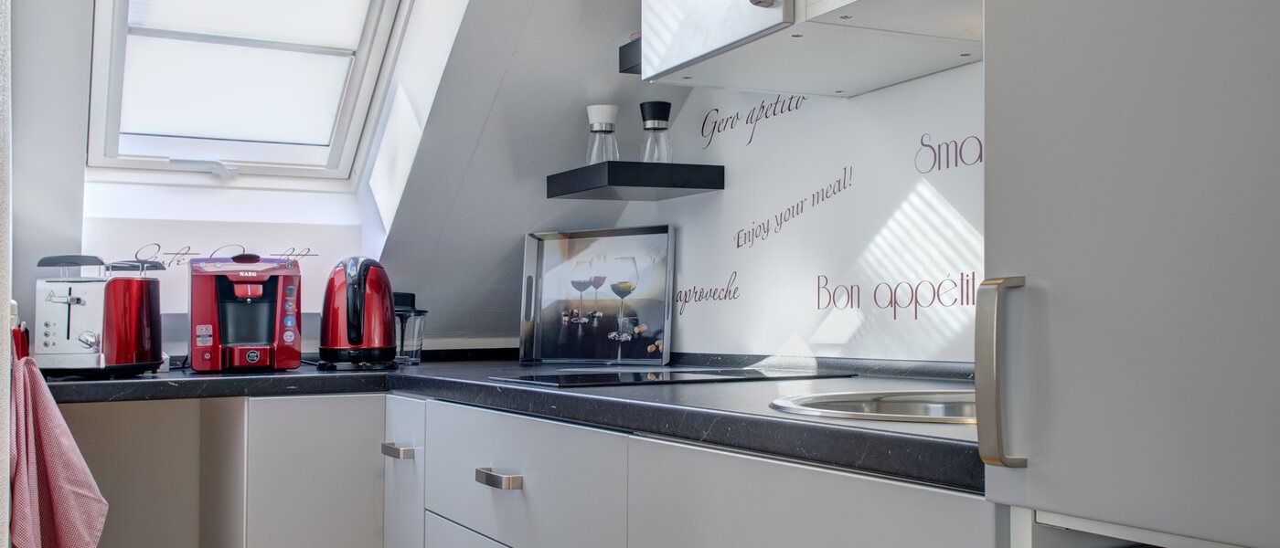 Dachgeschosswohnung München Trudering 01 Küche 9309