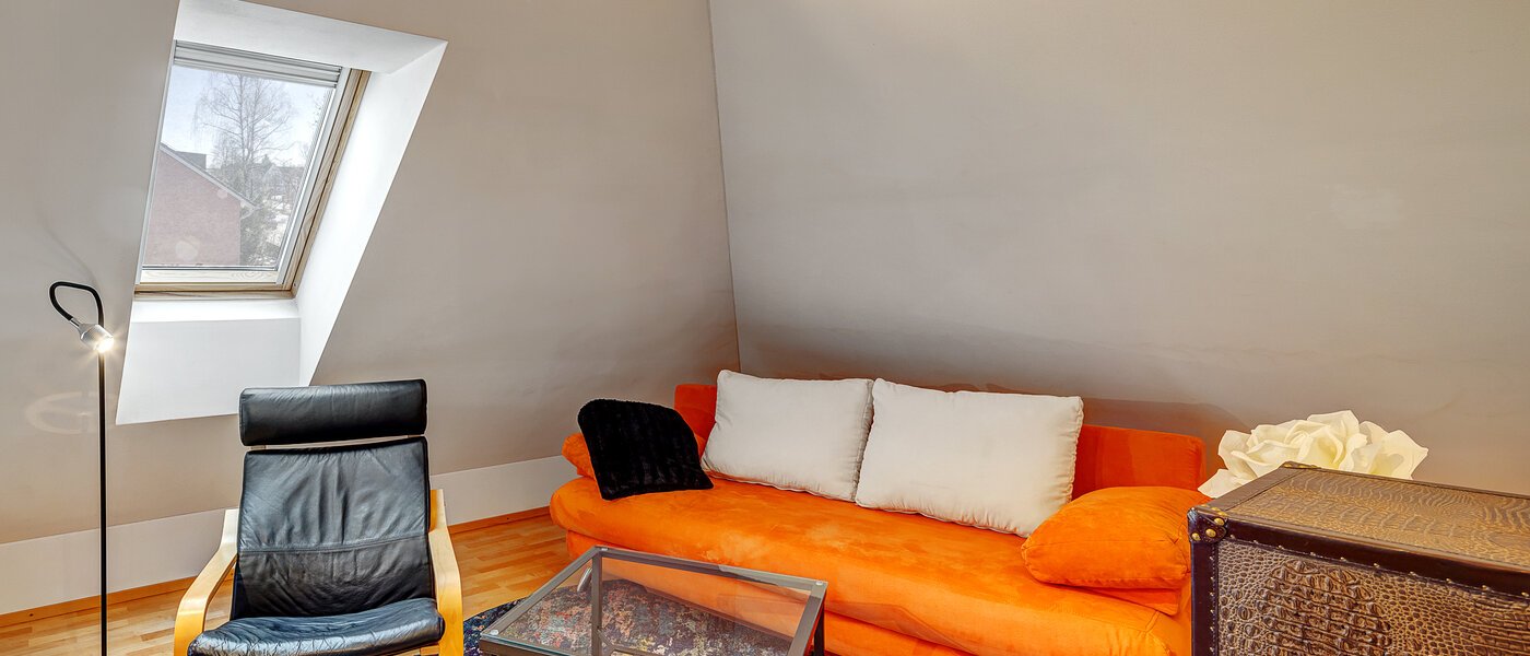 Dachgeschosswohnung München Trudering 02 Wohnbereich 9309