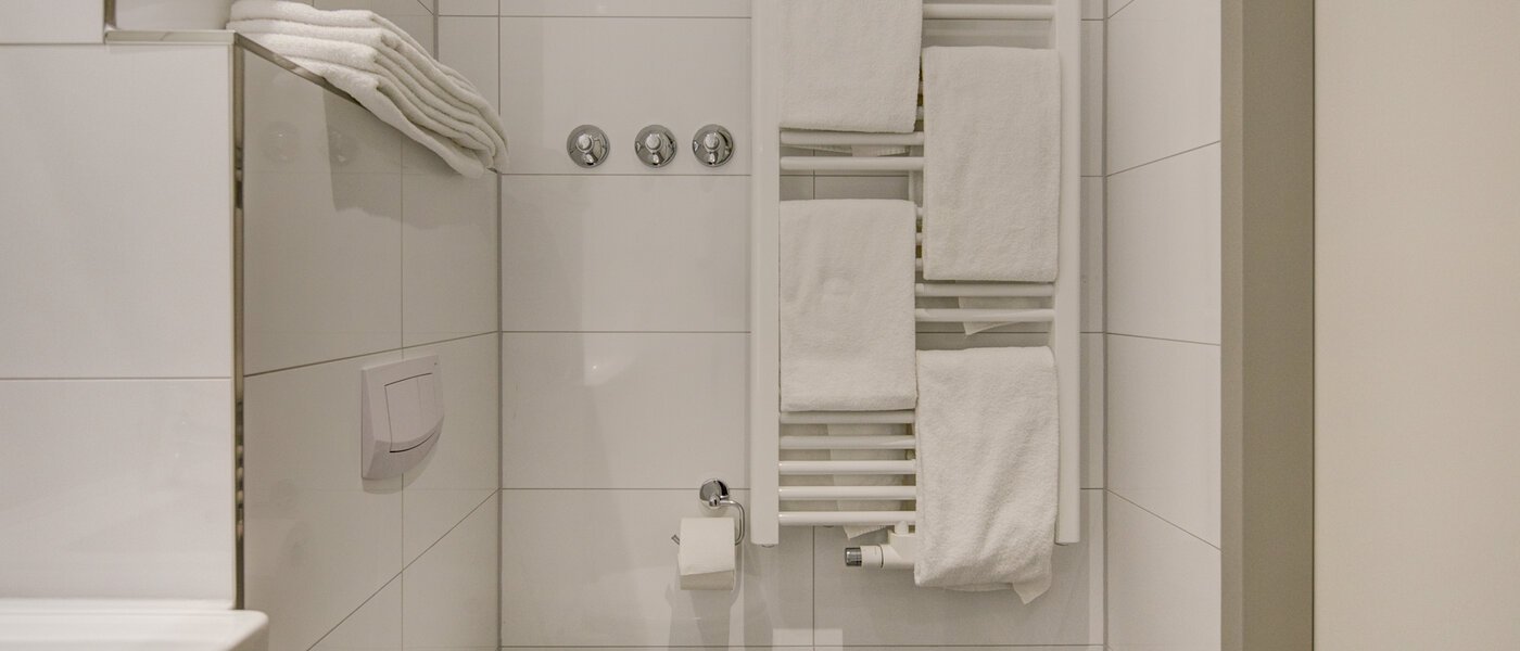 Apartment Ismaning 05 Badezimmer 9321